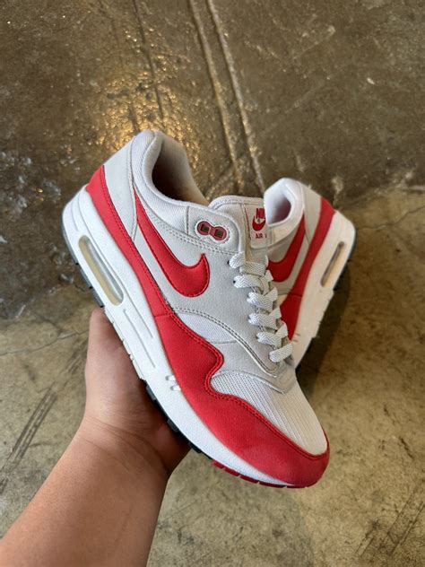 air max 1 og anniversary red.